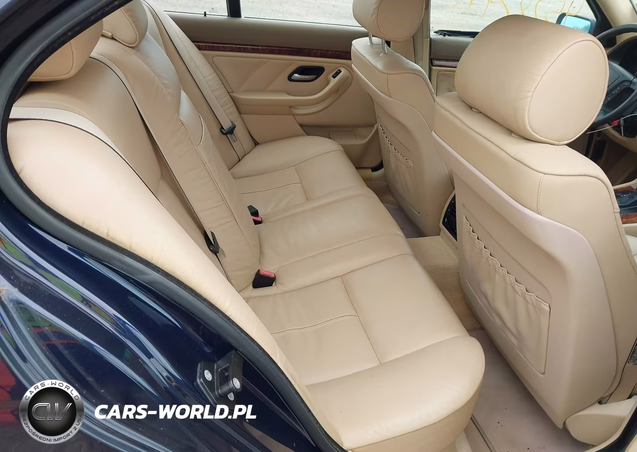 2000 BMW 528Ia VIN:WBADM6341YGU23354 - 8