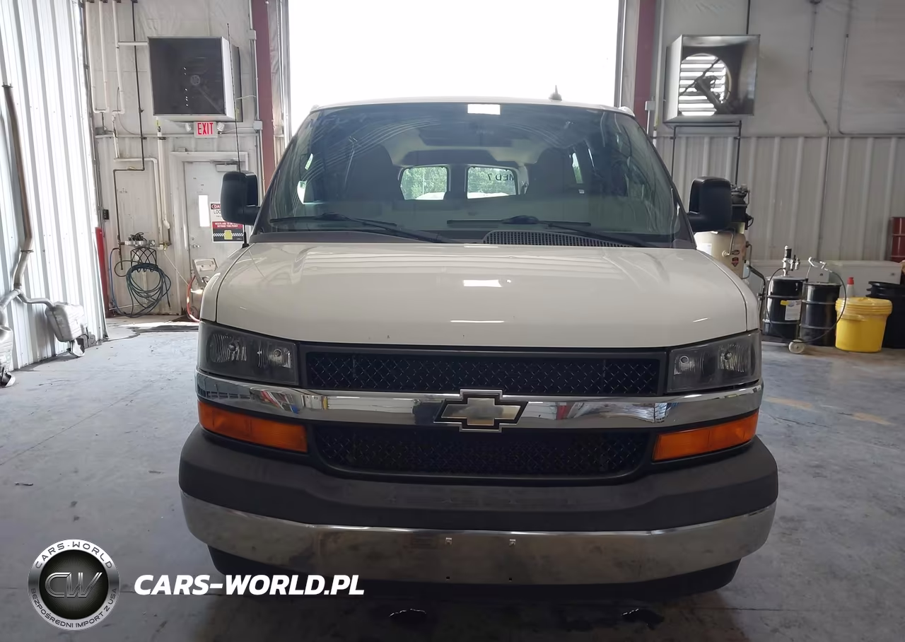 2017 Chevrolet Express 3500 Lt VIN:1GAZGPF16H1255083 - 17