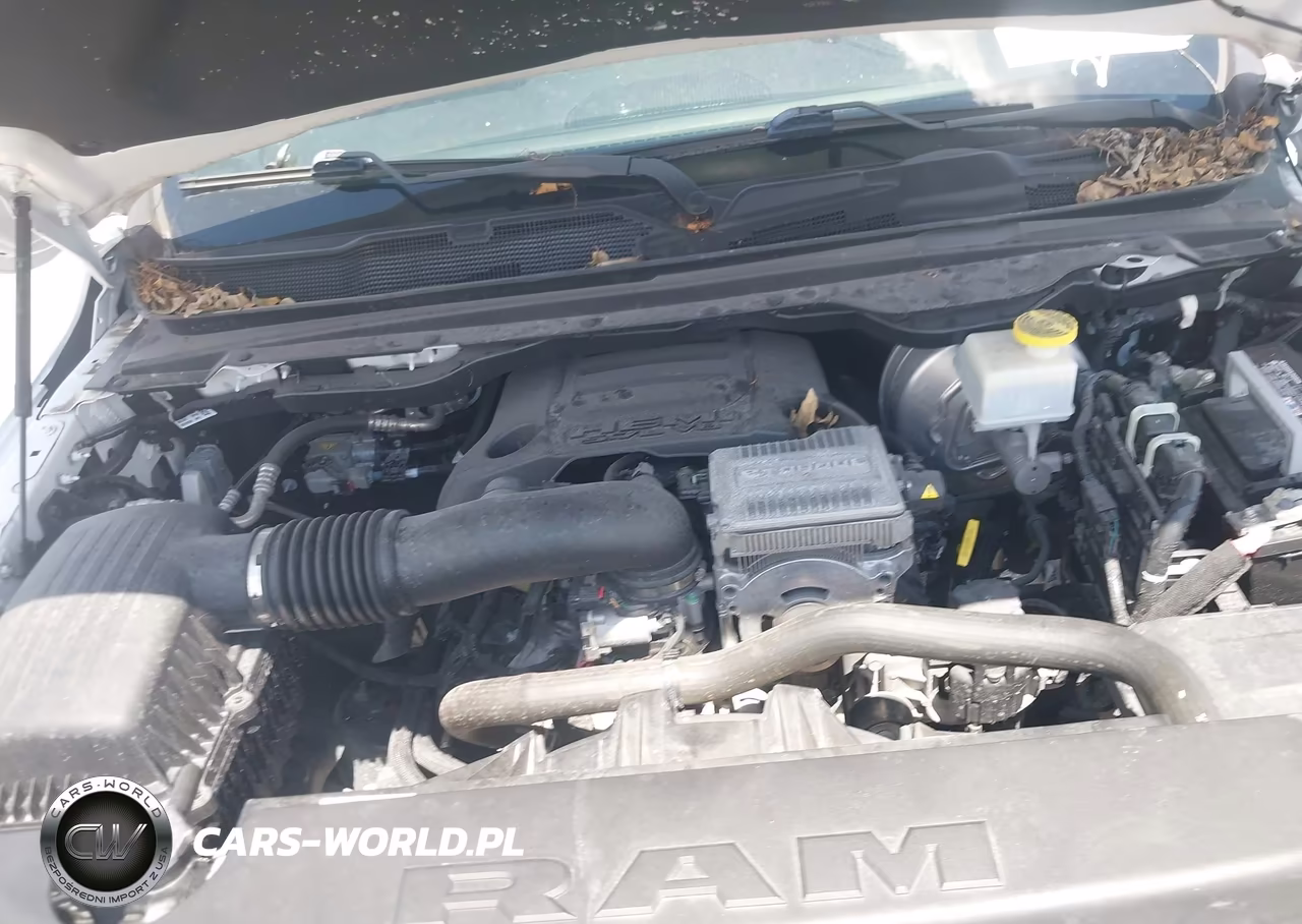 2024 Ram 1500 Laramie 4X2 5'7 Box VIN:1C6RREJT4RN218873 - 10