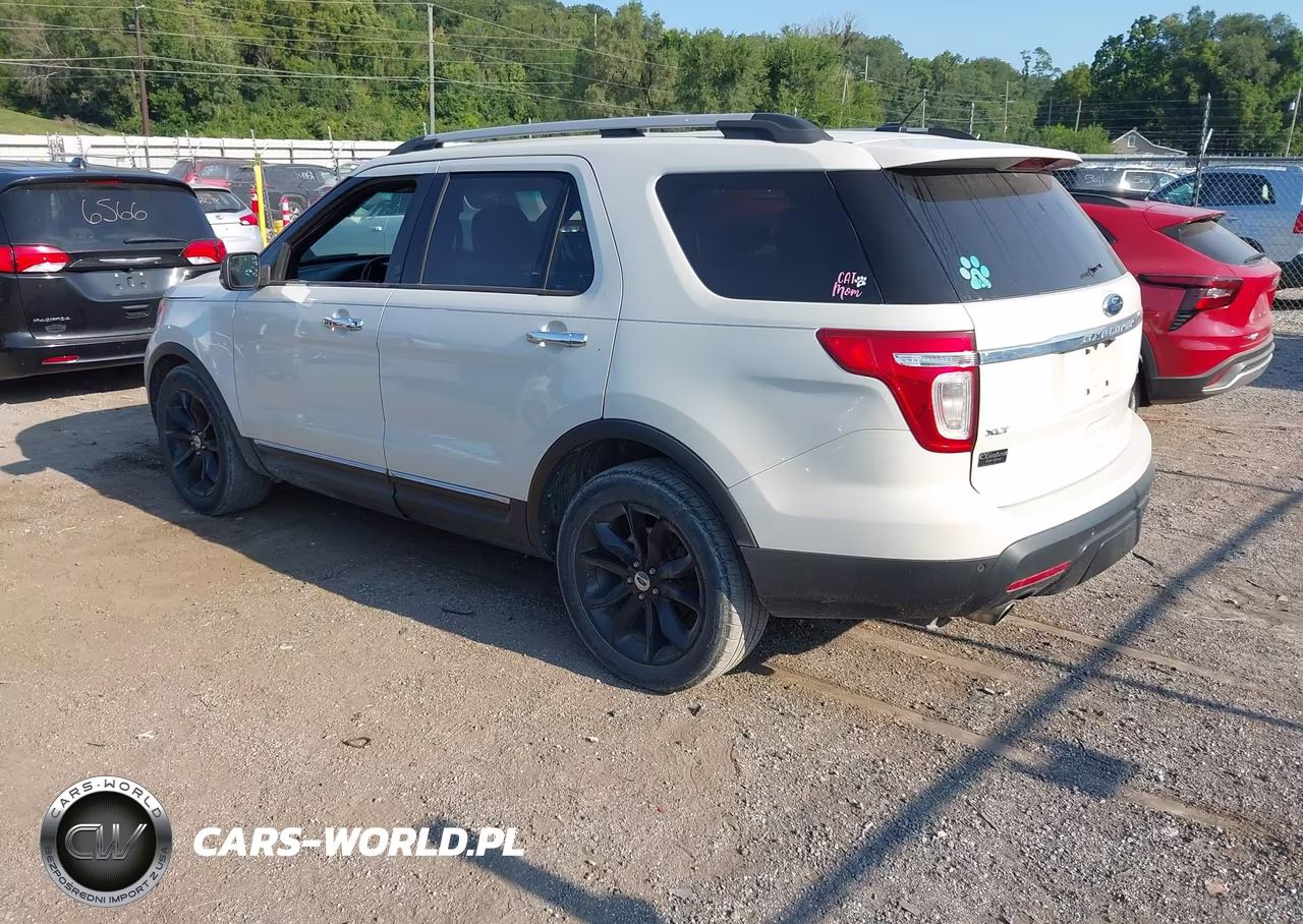 2011 Ford Explorer Xlt VIN:1FMHK8D83BGA79164 - 3