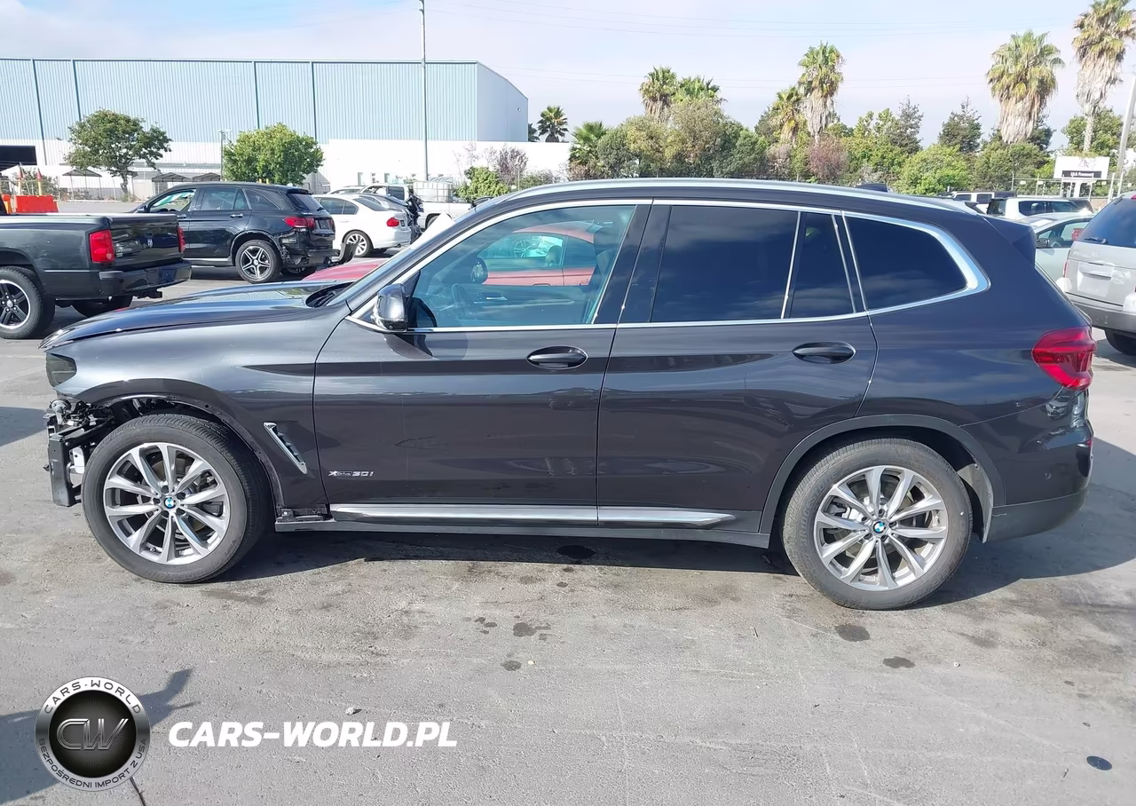 2018 BMW X3 xDrive30I VIN:5UXTR9C55JLD63314 - 15