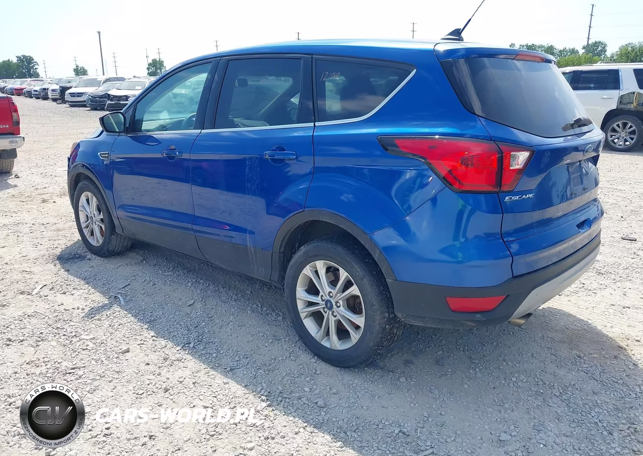 2019 Ford Escape Se VIN:1FMCU9GD6KUA33980 - 3