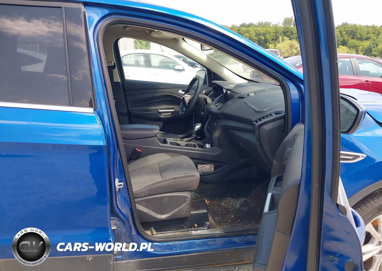 2019 Ford Escape Se VIN:1FMCU9GD6KUA33980 - 5
