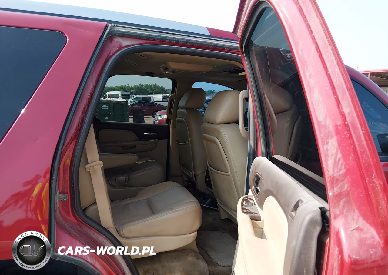 2012 GMC Yukon Denali VIN:1GKS2EEF5CR165205 - 8