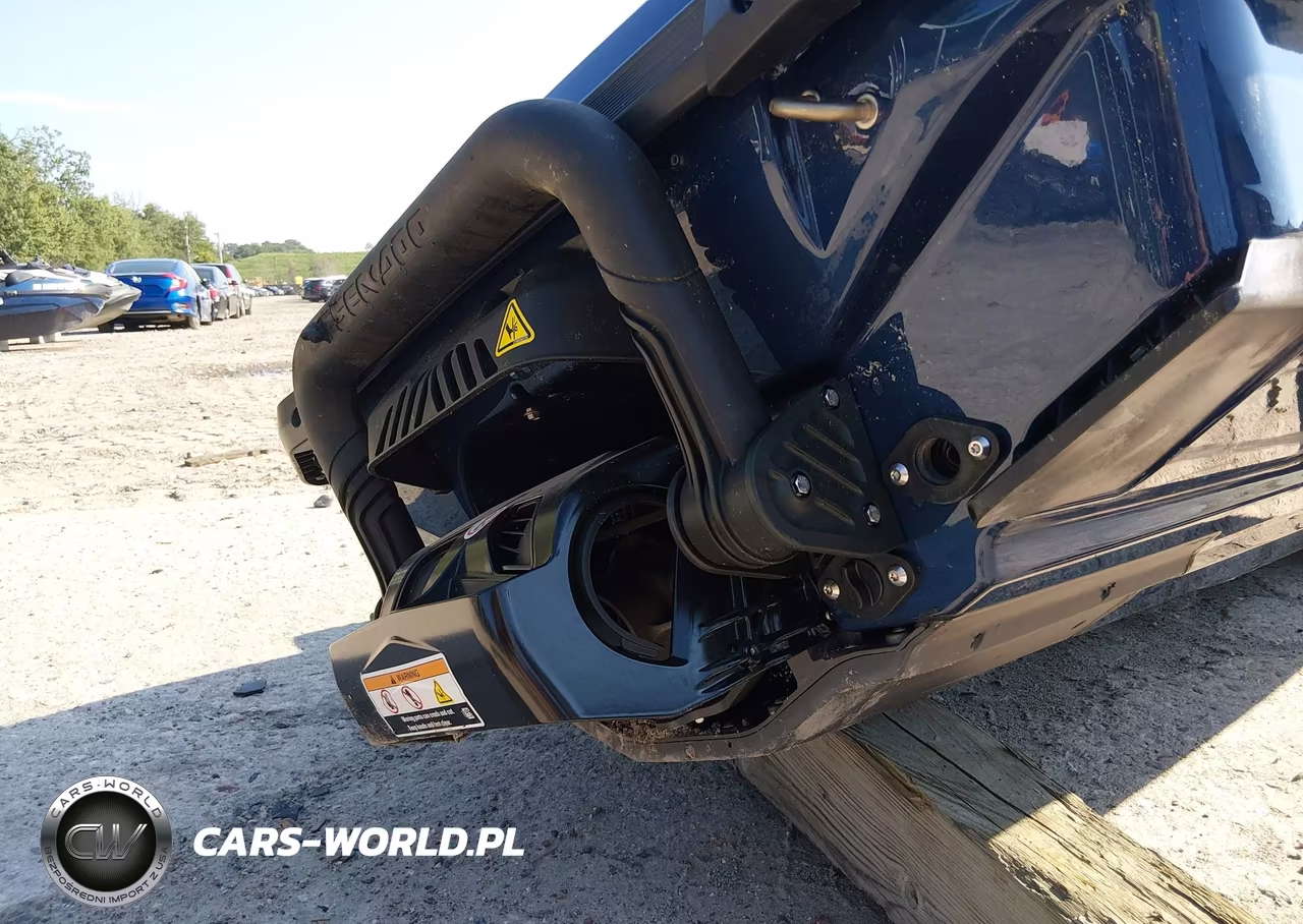 2025 Seadoo Seadoo Gtx VIN:YDV62829F525 - 10