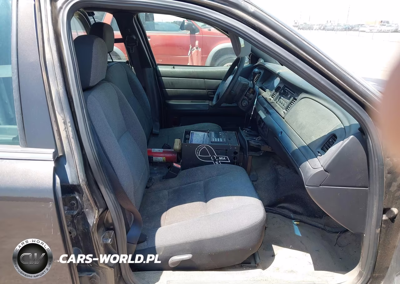 2008 Ford Crown Victoria Police-Police Interceptor VIN:2FAFP71V38X151362 - 5