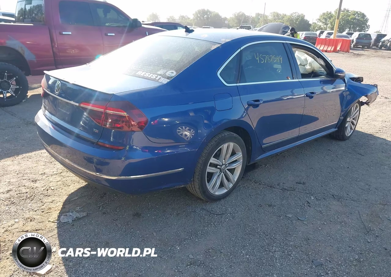 2017 Volkswagen Passat 1.8T Sel Premium VIN:1VWCT7A37HC054988 - 4