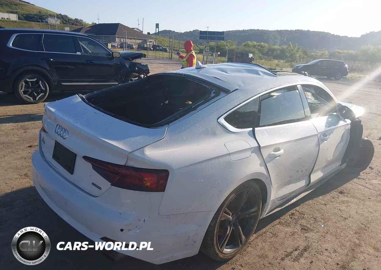 2019 Audi A5 Premium Plus S-Line VIN:WAUENCF52KA029327 - 4