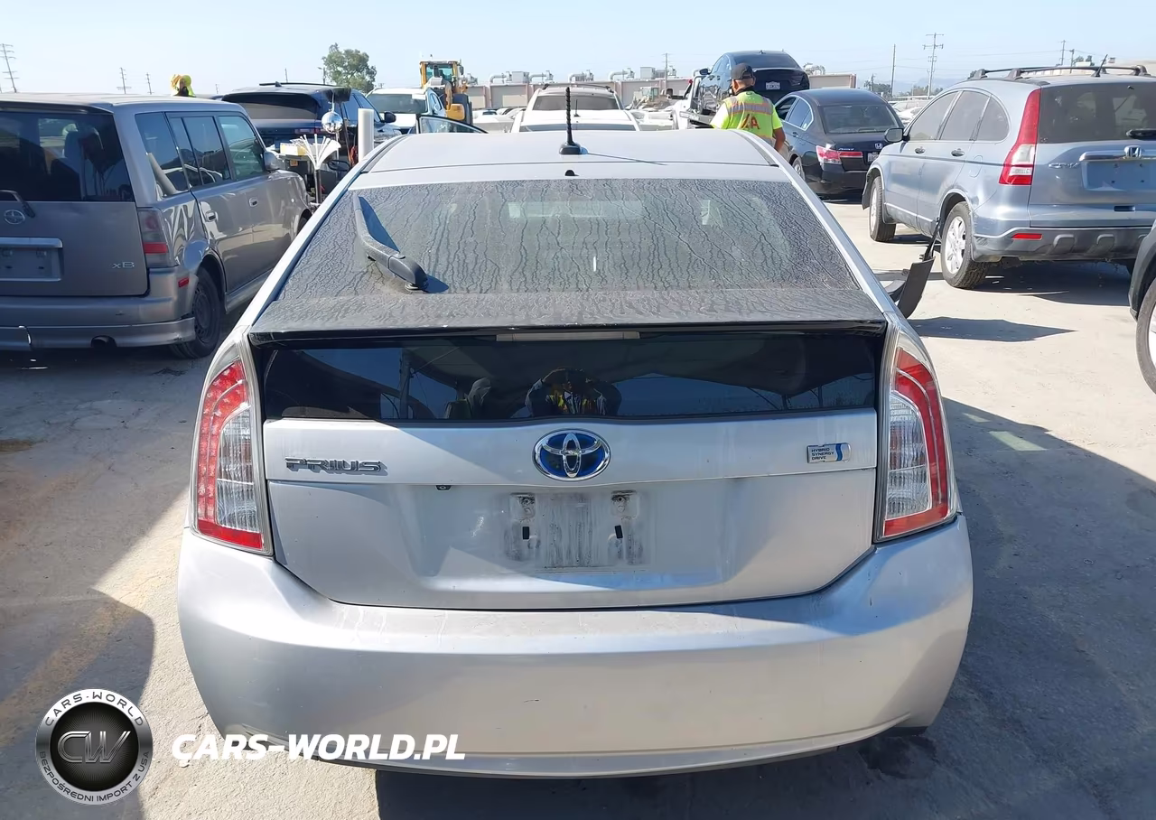 2013 Toyota Prius Four VIN:JTDKN3DU4D1675326 - 15