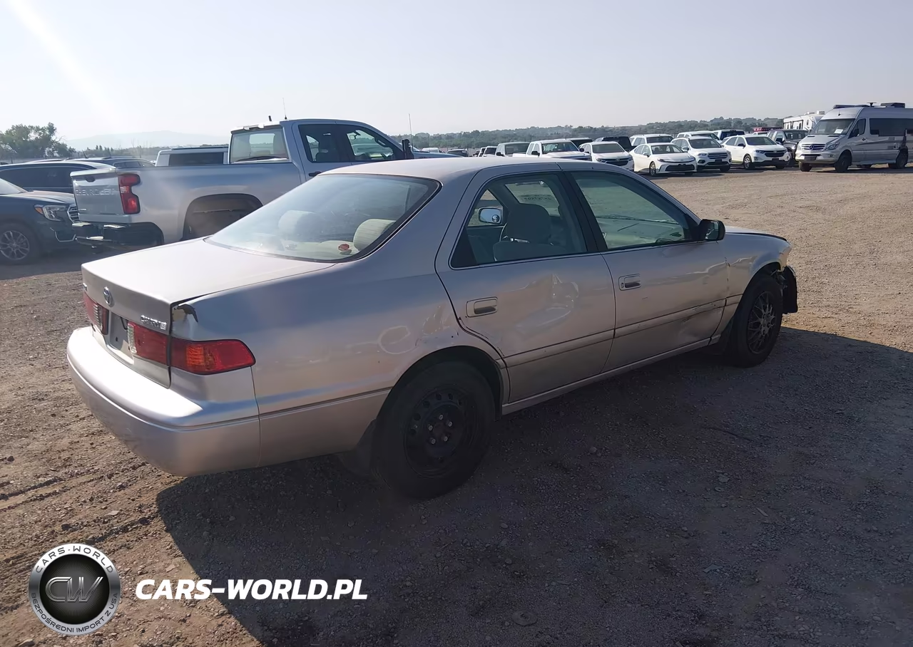 2001 Toyota Camry Ce VIN:4T1BG22K91U810263 - 4