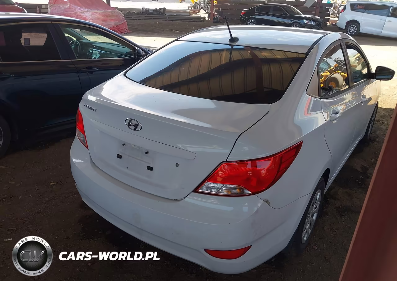 2017 Hyundai Accent Se VIN:KMHCT4AE7HU361604 - 4