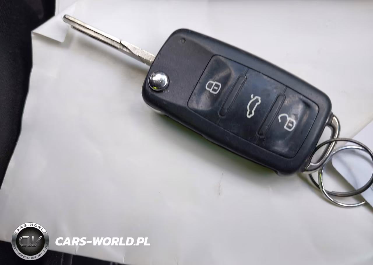 2018 Volkswagen Tiguan Limited 2.0T VIN:WVGBV7AXXJK004539 - 11