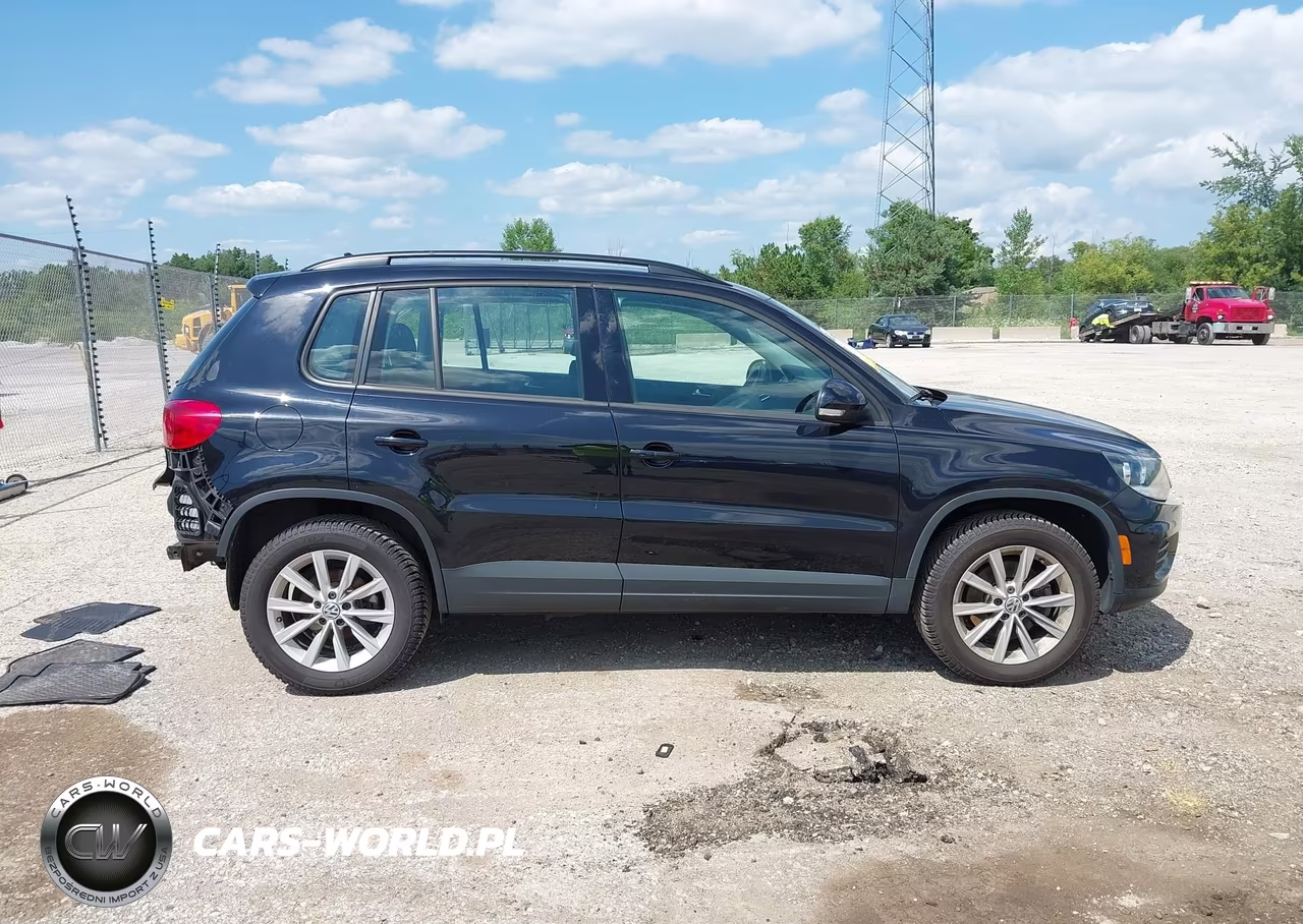 2018 Volkswagen Tiguan Limited 2.0T VIN:WVGBV7AXXJK004539 - 13
