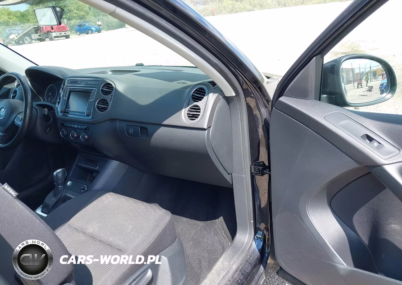 2018 Volkswagen Tiguan Limited 2.0T VIN:WVGBV7AXXJK004539 - 5