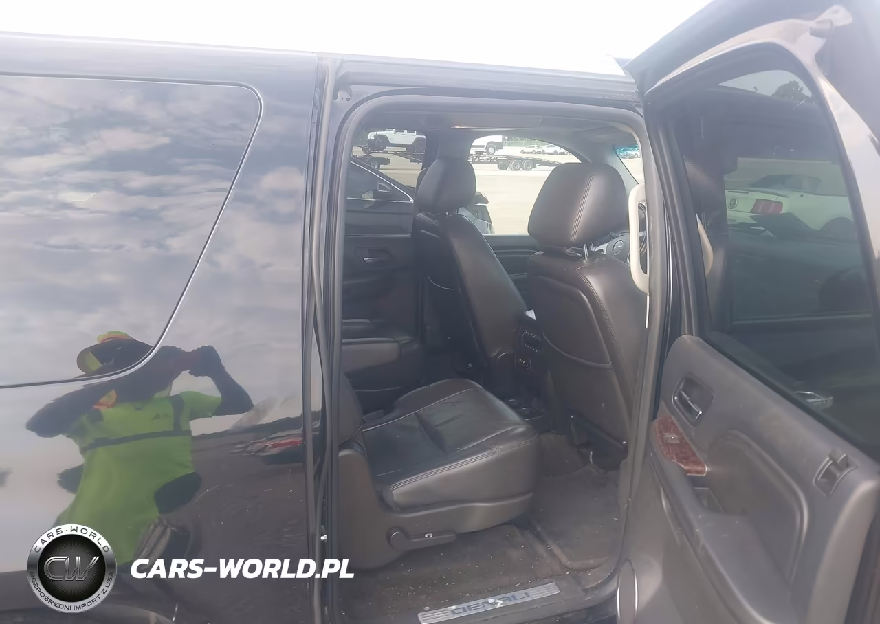 2014 GMC Yukon Xl 1500 Denali VIN:1GKS2MEF4ER169887 - 8
