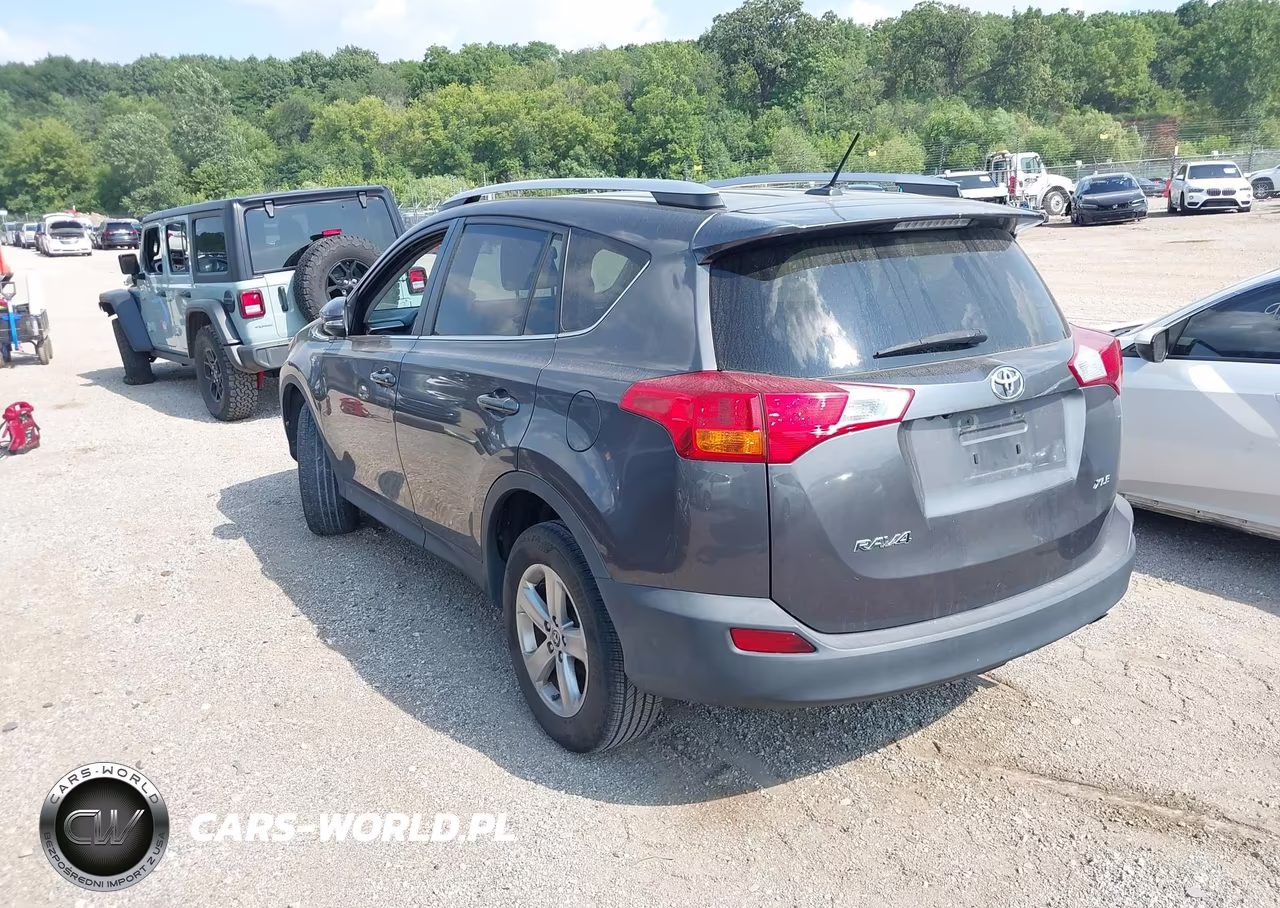 2015 Toyota Rav4 Xle VIN:2T3WFREV9FW199930 - 3
