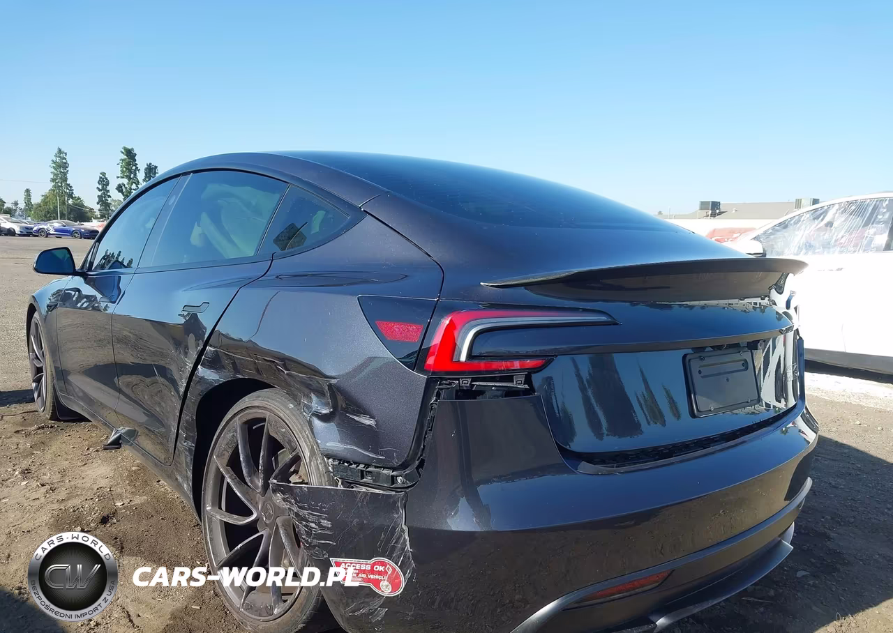 2024 Tesla Model 3 Performance All-Wheel Drive VIN:5YJ3E1ET5RF807720 - 3