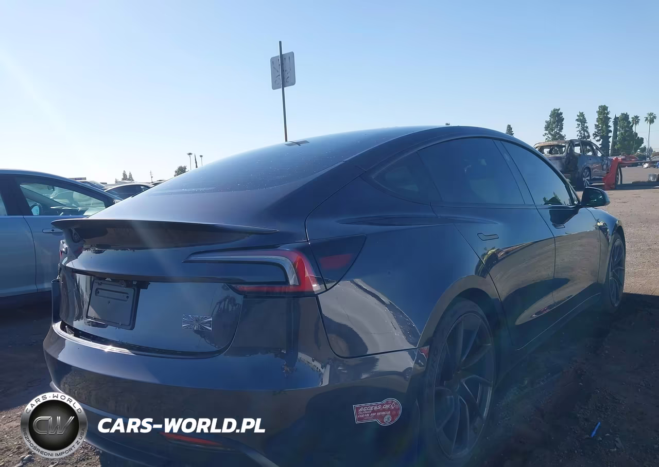 2024 Tesla Model 3 Performance All-Wheel Drive VIN:5YJ3E1ET5RF807720 - 4