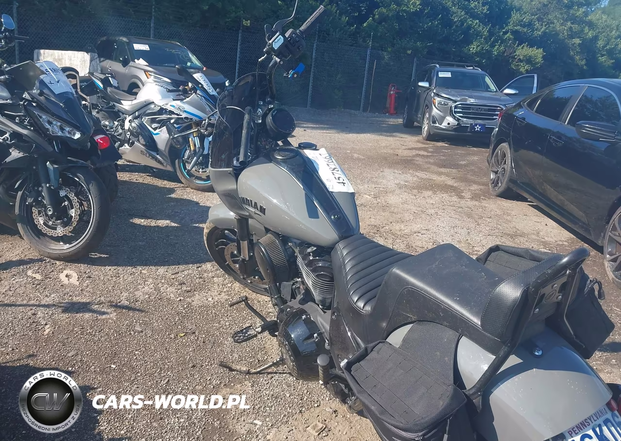 2023 Indian Motorcycle Co. Sport Chief VIN:56KDSDBH2P3010053 - 3