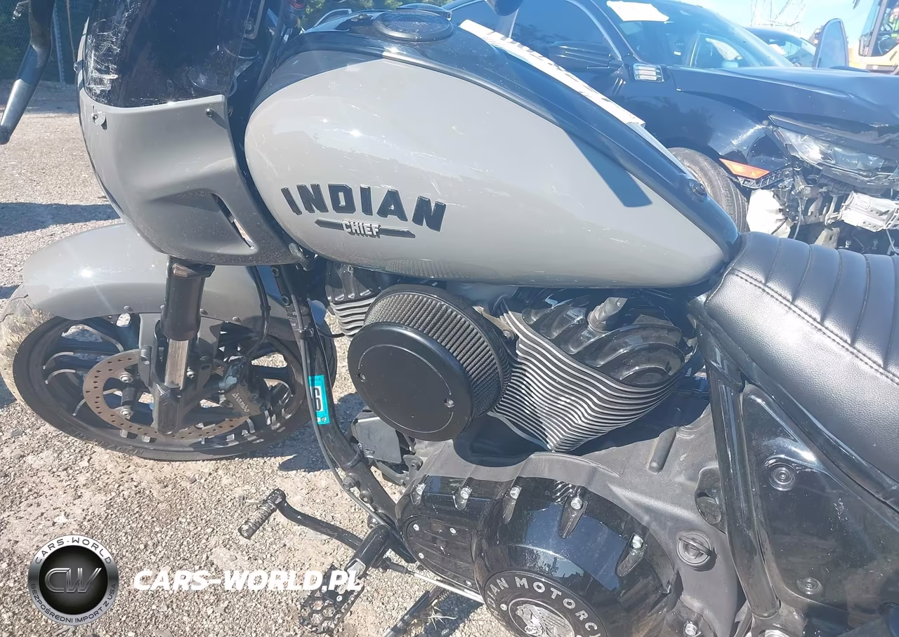 2023 Indian Motorcycle Co. Sport Chief VIN:56KDSDBH2P3010053 - 9