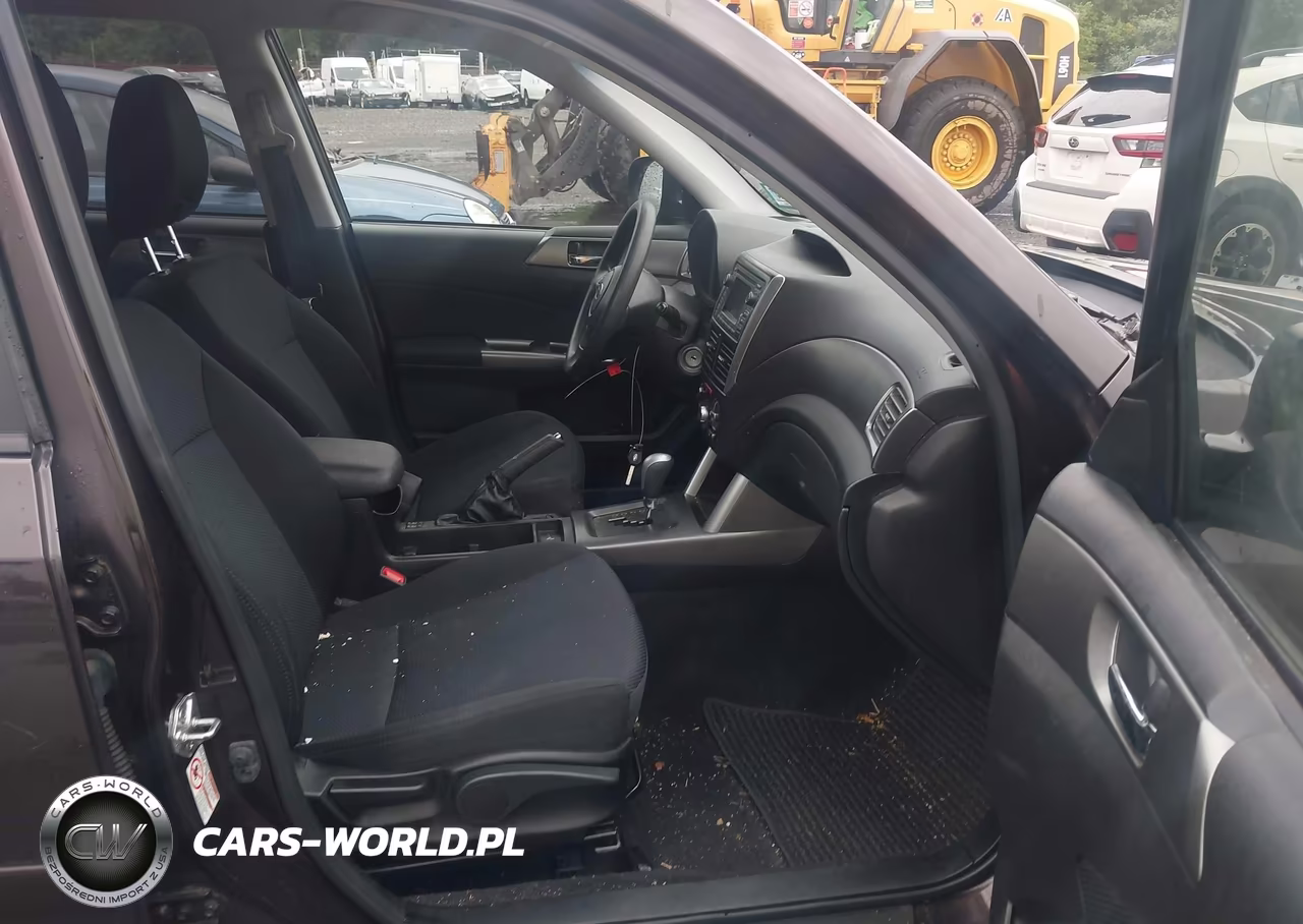 2013 Subaru Forester 2.5X Premium VIN:JF2SHADC9DH403799 - 5