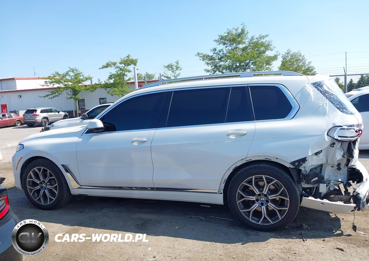 2020 BMW X7 xDrive40I VIN:5UXCW2C03L9A03690 - 14