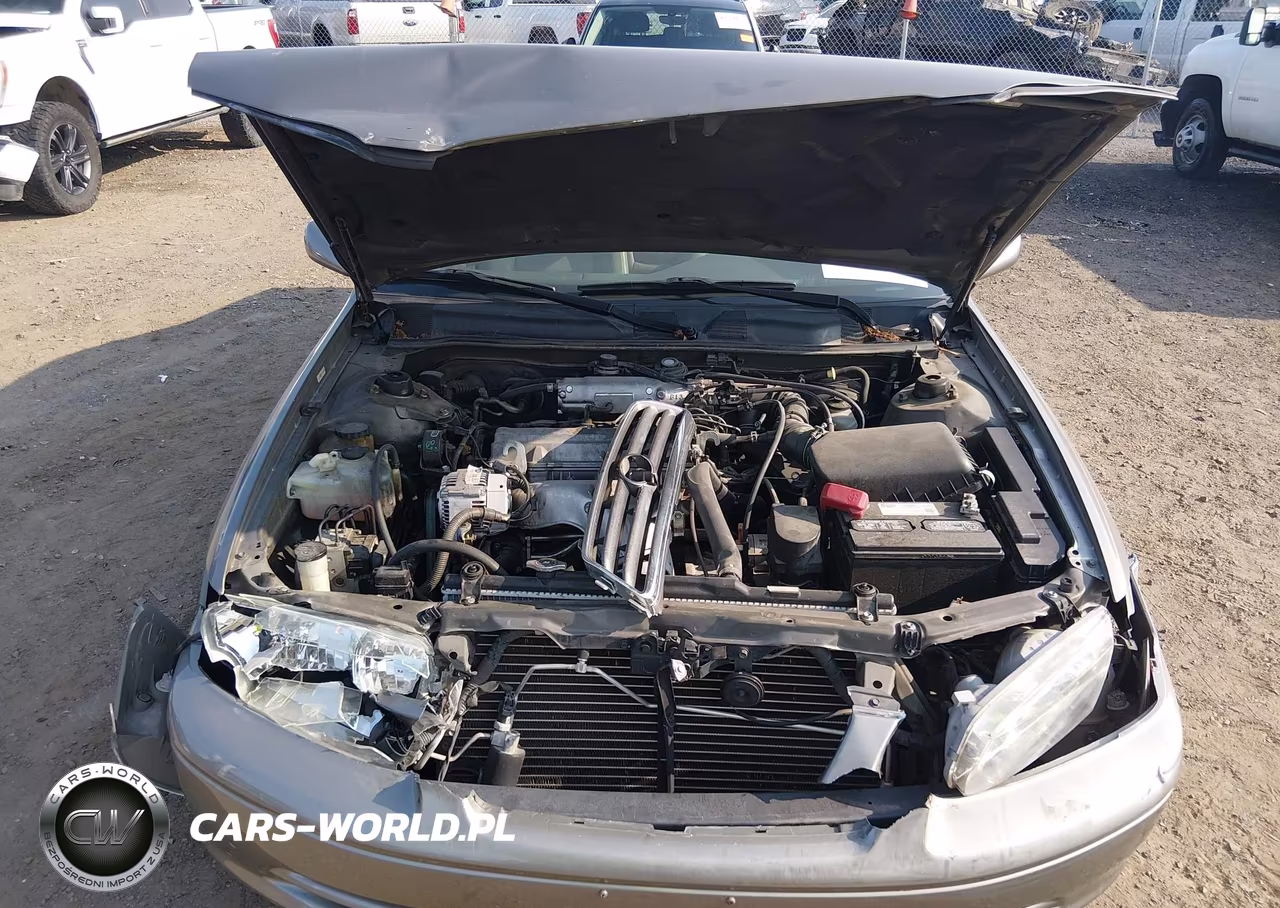 2001 Toyota Camry Le VIN:4T1BG22K11U104789 - 10