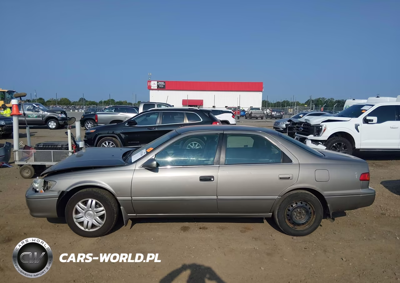 2001 Toyota Camry Le VIN:4T1BG22K11U104789 - 14