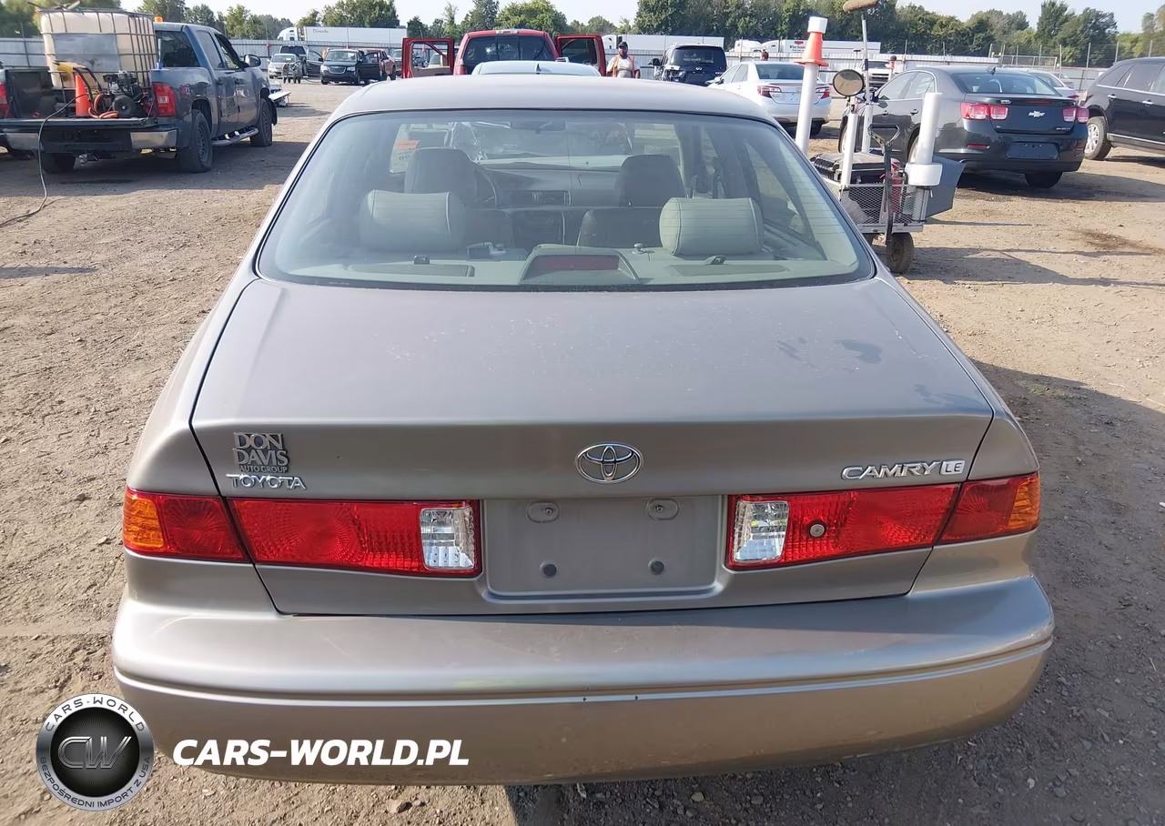 2001 Toyota Camry Le VIN:4T1BG22K11U104789 - 16