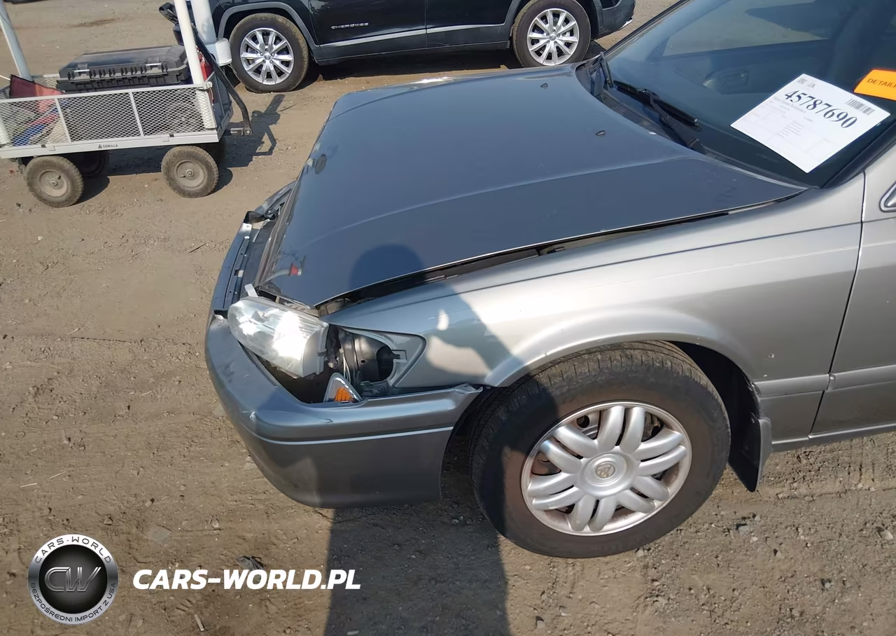 2001 Toyota Camry Le VIN:4T1BG22K11U104789 - 18