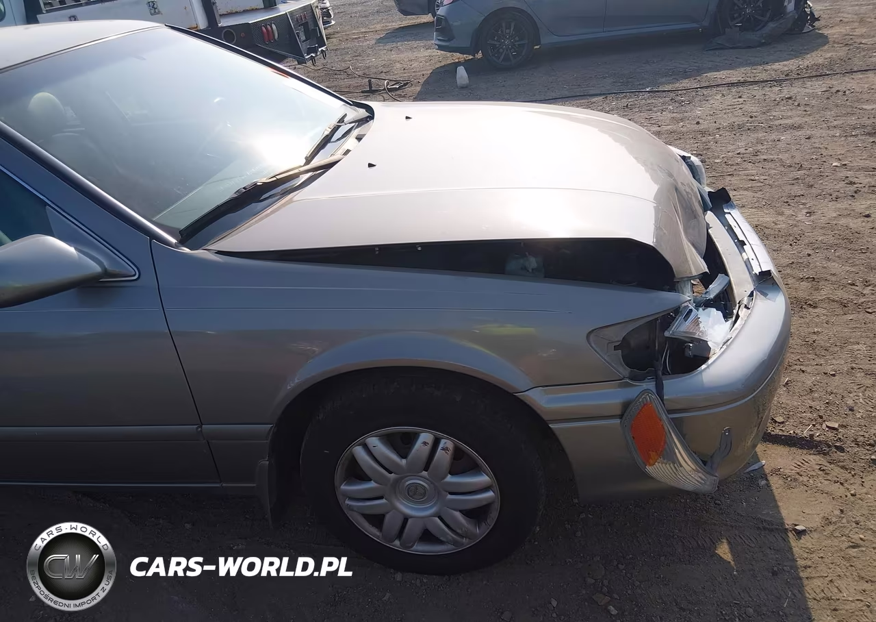 2001 Toyota Camry Le VIN:4T1BG22K11U104789 - 19