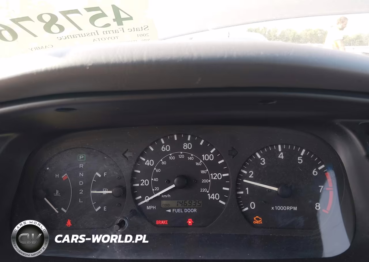 2001 Toyota Camry Le VIN:4T1BG22K11U104789 - 7