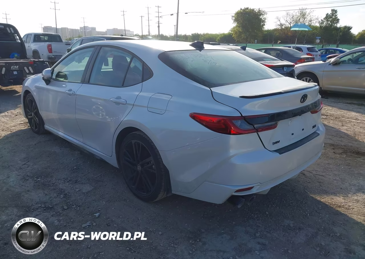 2025 Toyota Camry Xse VIN:4T1DAACKXSU208363 - 3