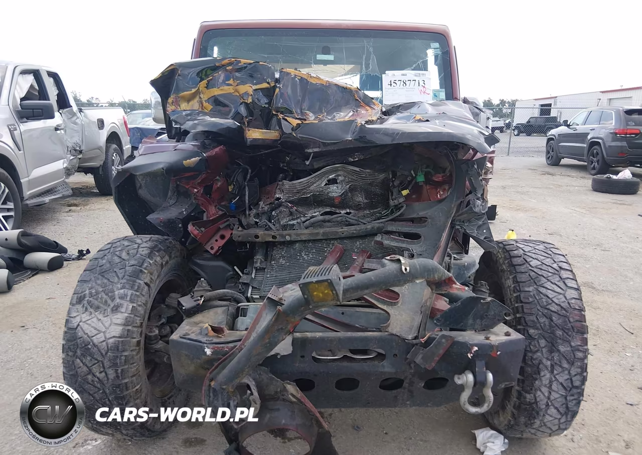 2010 Jeep Wrangler Sahara VIN:1J4AA5D19AL126062 - 13