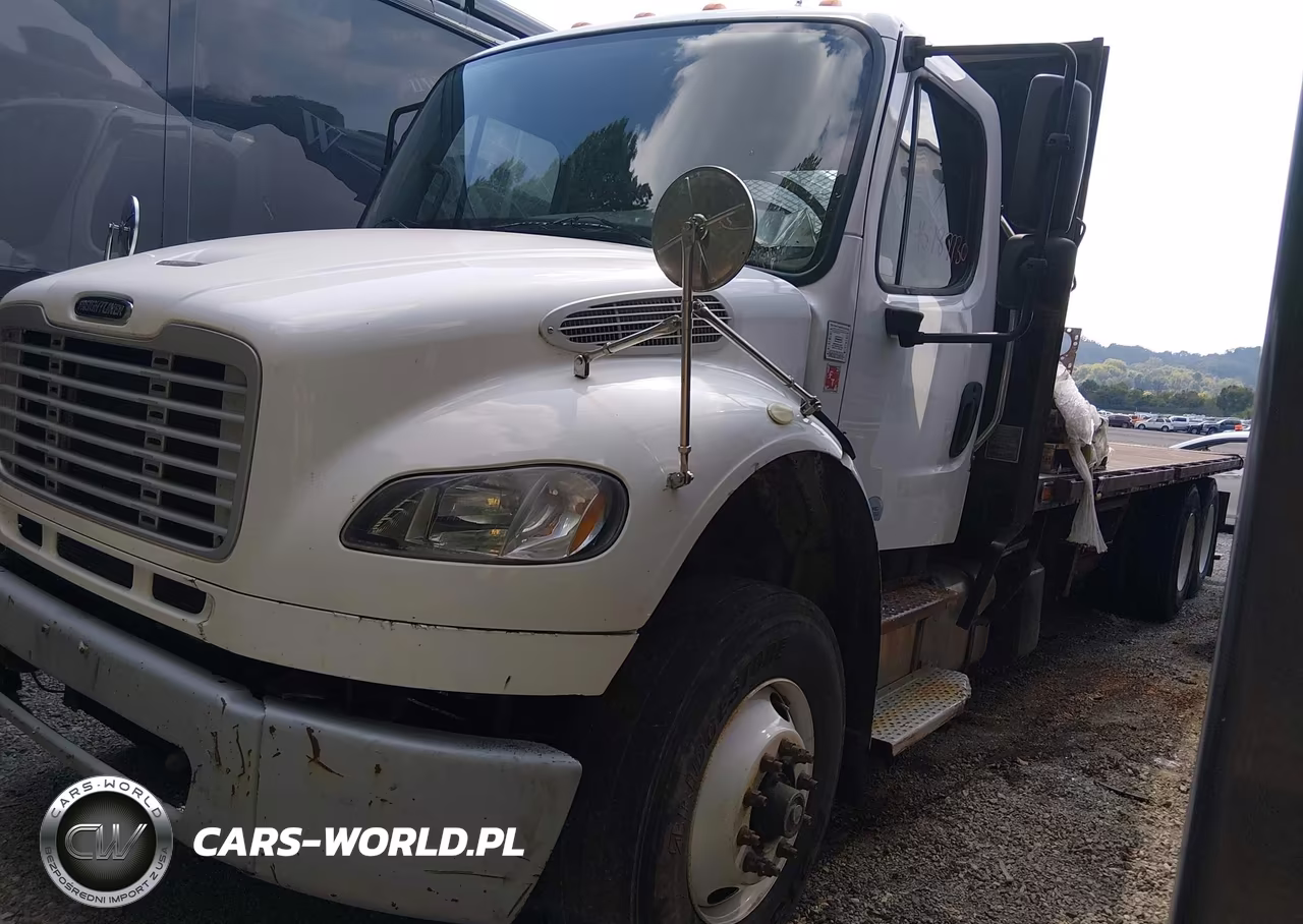 2017 Freightliner M2 106 VIN:1FVHCYCY3HHJB0998 - 2