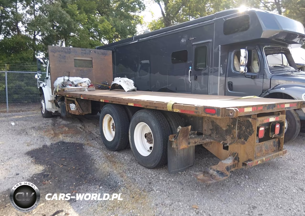 2017 Freightliner M2 106 VIN:1FVHCYCY3HHJB0998 - 3