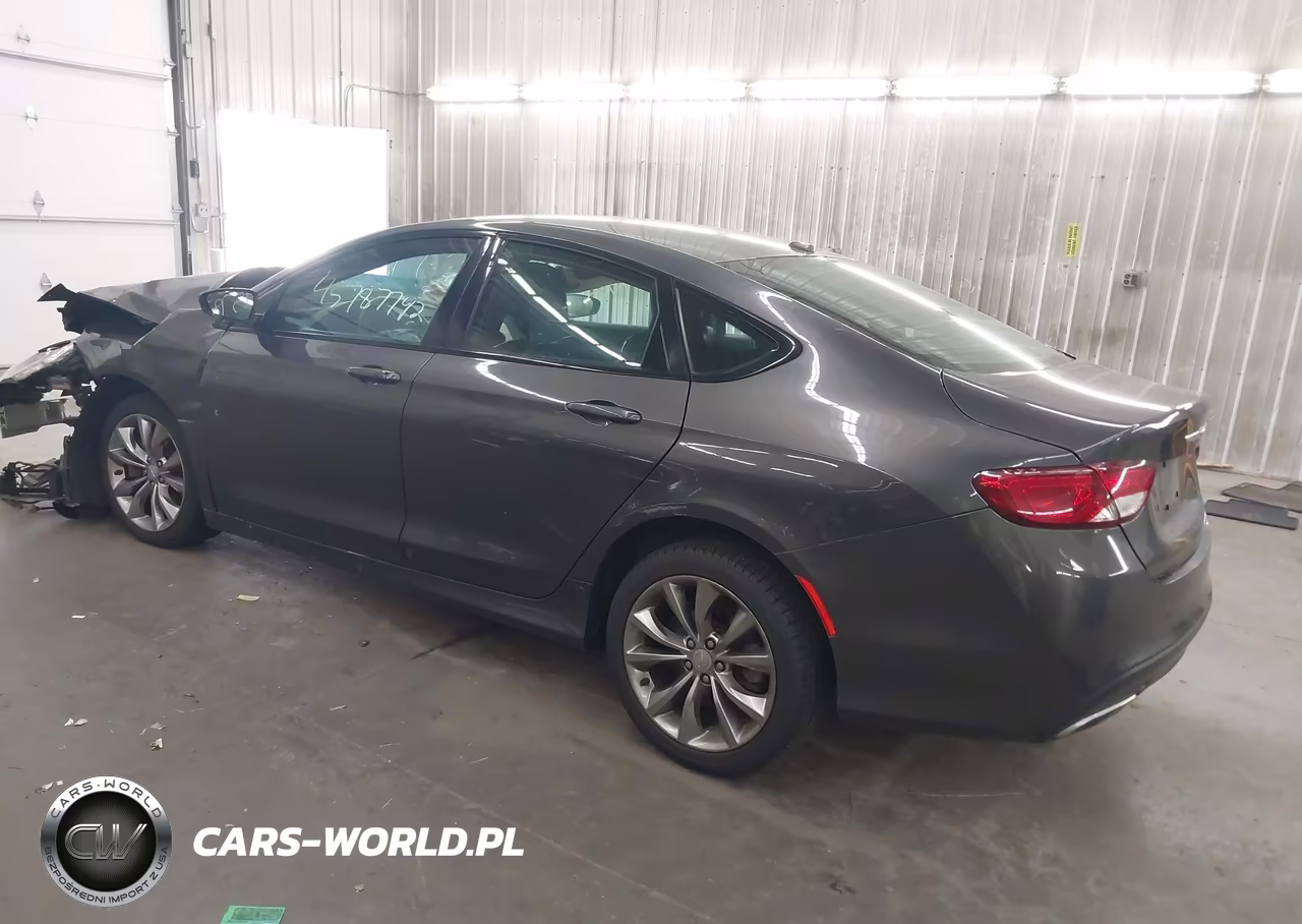 2015 Chrysler 200 S VIN:1C3CCCBG7FN620750 - 3