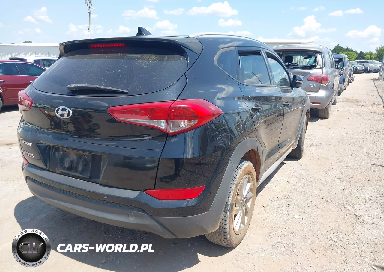 2018 Hyundai Tucson Sel Plus VIN:KM8J33A45JU780999 - 4