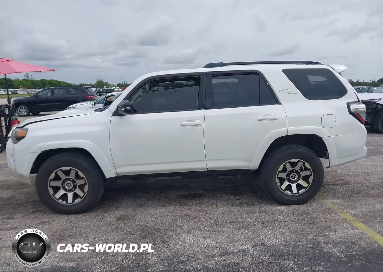 2021 Toyota 4Runner Trd Off Road VIN:JTEPU5JR0M5915786 - 15