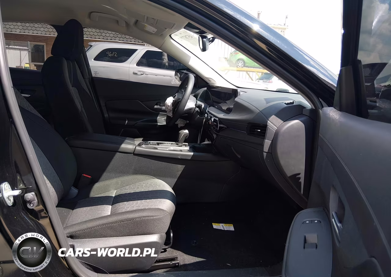 2026 Nissan Sentra Sv VIN:3N1AB9CV8TY281052 - 5