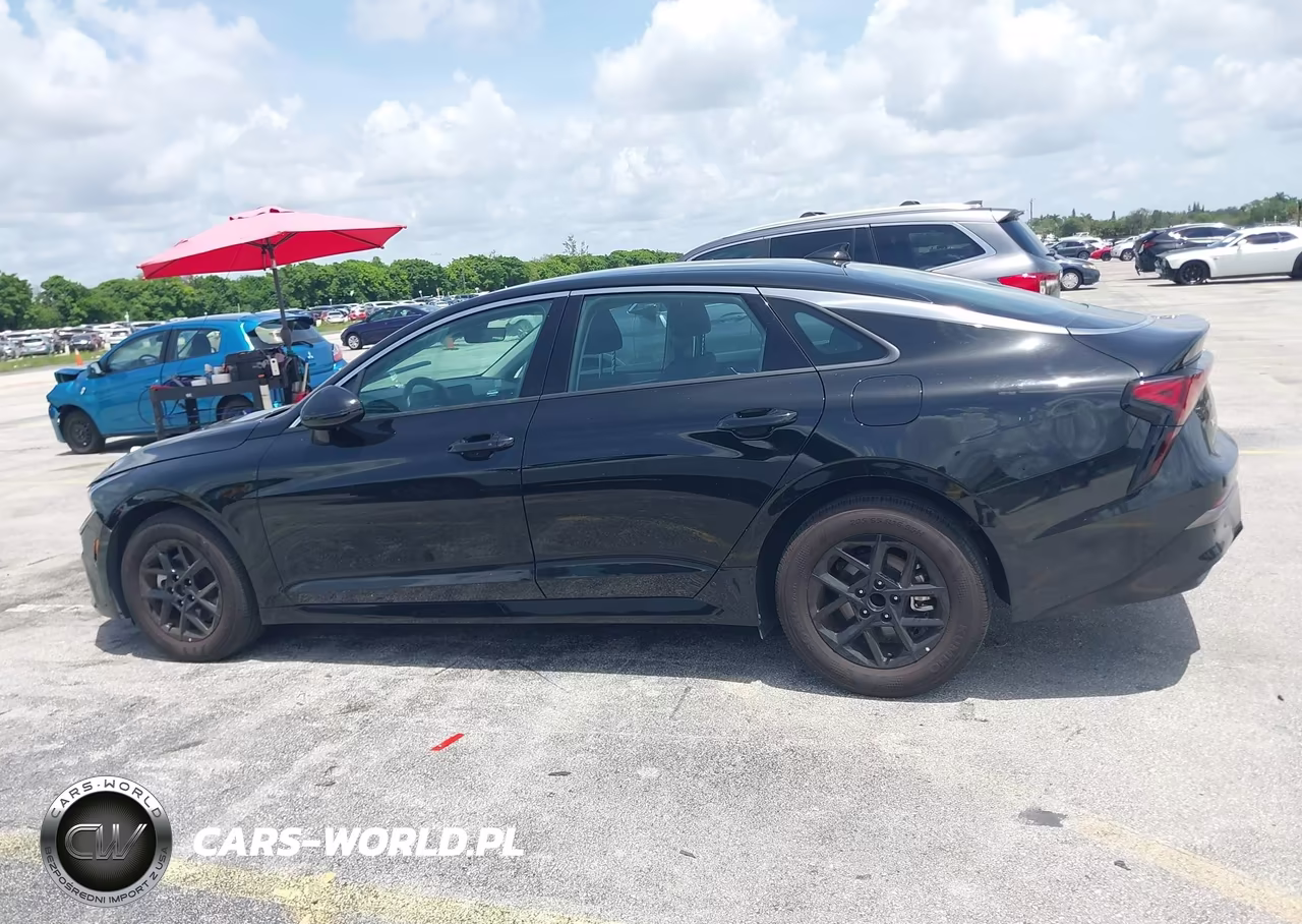 2026 Kia K5 Lxs Fwd VIN:KNAG24J79T5477669 - 14