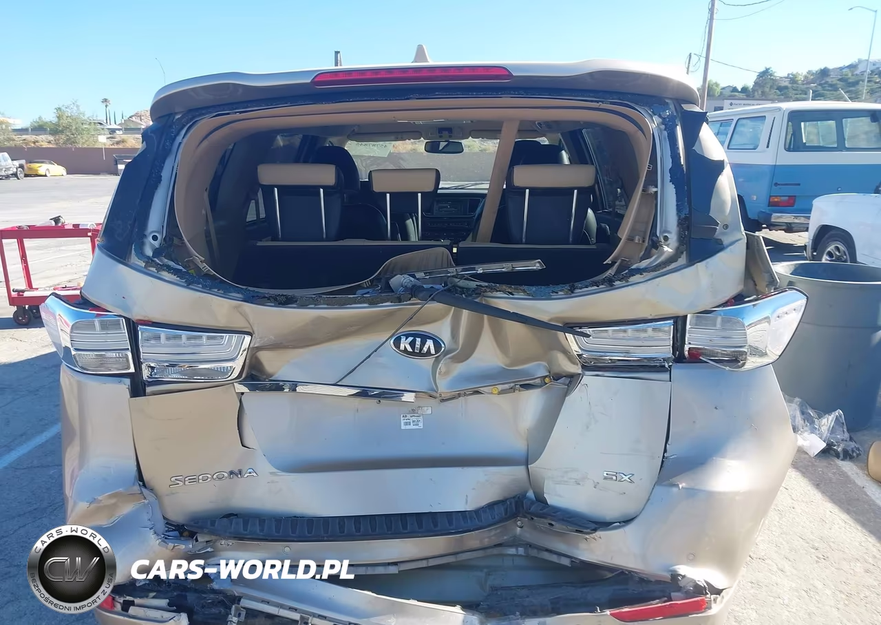 2015 Kia Sedona Sx VIN:KNDMC5C11F6051653 - 16