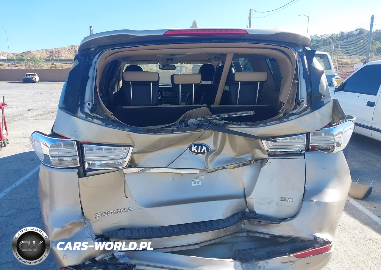 2015 Kia Sedona Sx VIN:KNDMC5C11F6051653 - 6