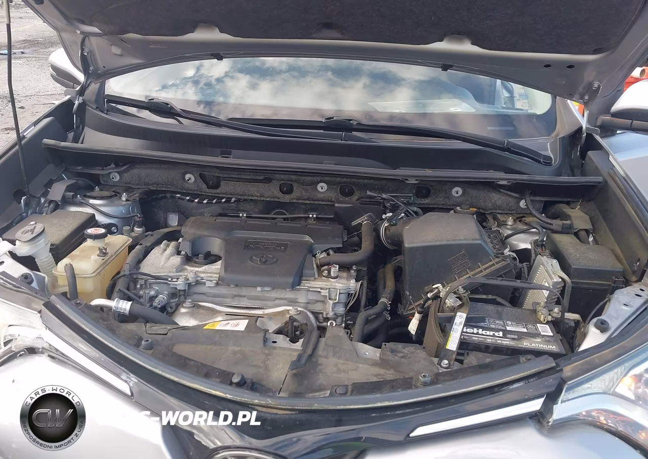 2018 Toyota Rav4 Xle VIN:JTMWFREV4JJ170116 - 10