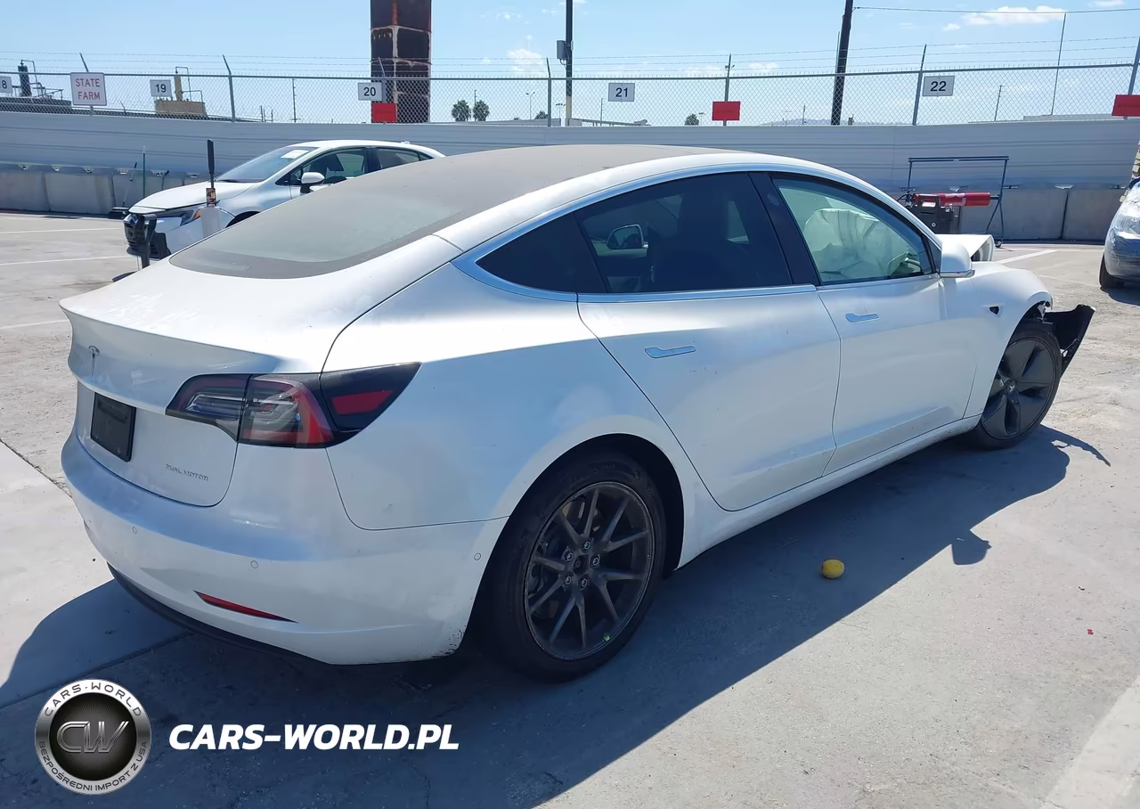 2019 Tesla Model 3 Long Range-Performance VIN:5YJ3E1EB2KF513124 - 4