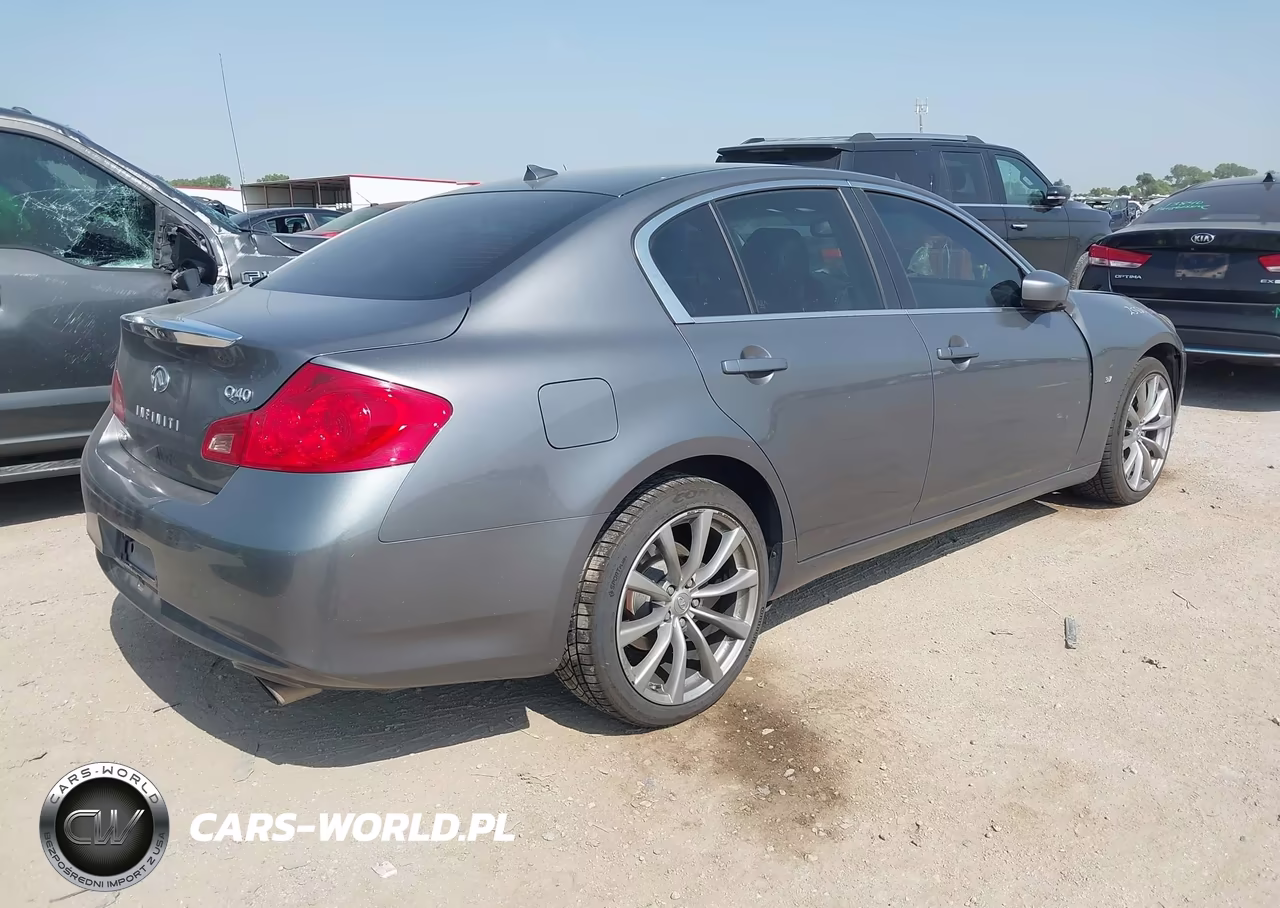 2015 Infiniti Q40 VIN:JN1CV6AR2FM524771 - 4