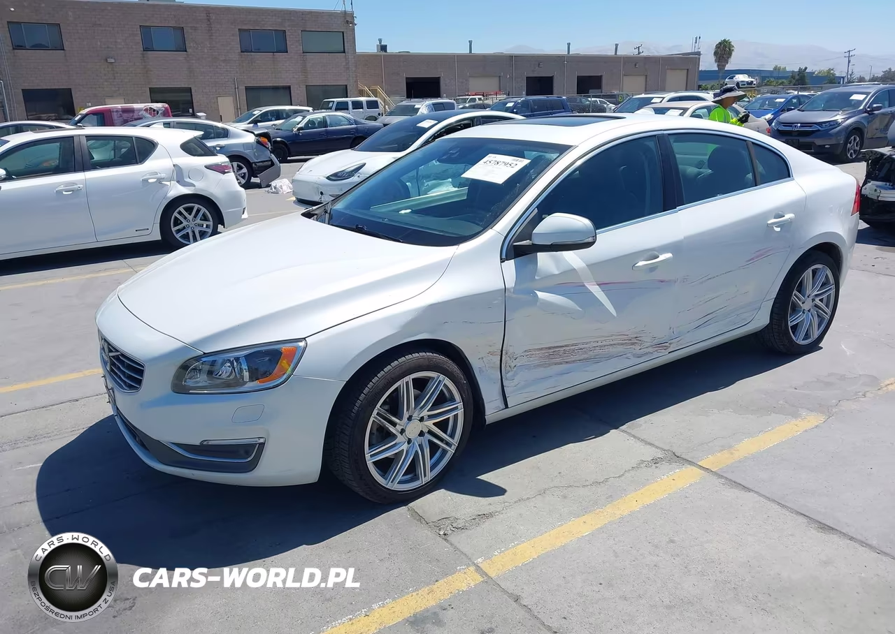 2016 Volvo S60 Inscription T5 Drive-E Platinum VIN:LYV402FMXGB112356 - 2