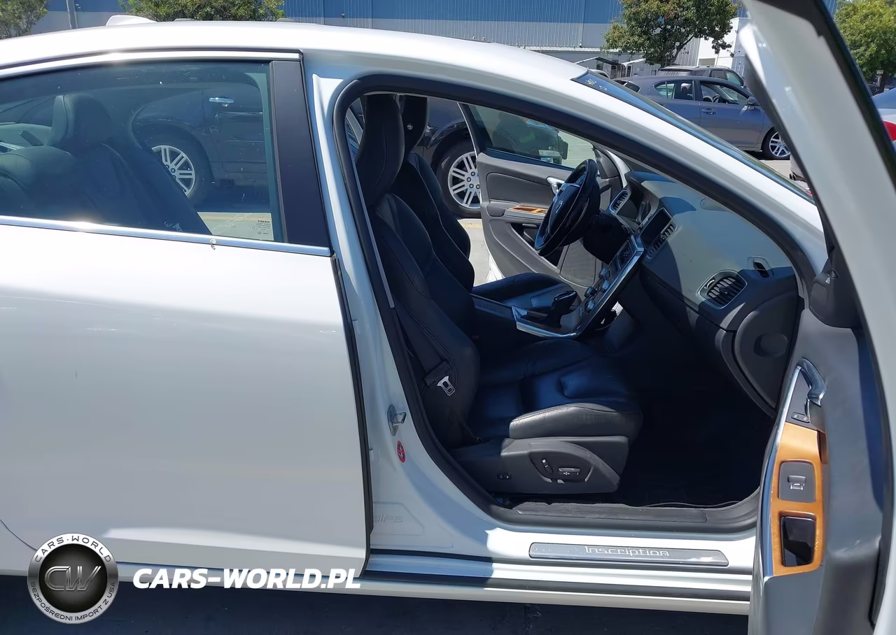 2016 Volvo S60 Inscription T5 Drive-E Platinum VIN:LYV402FMXGB112356 - 5