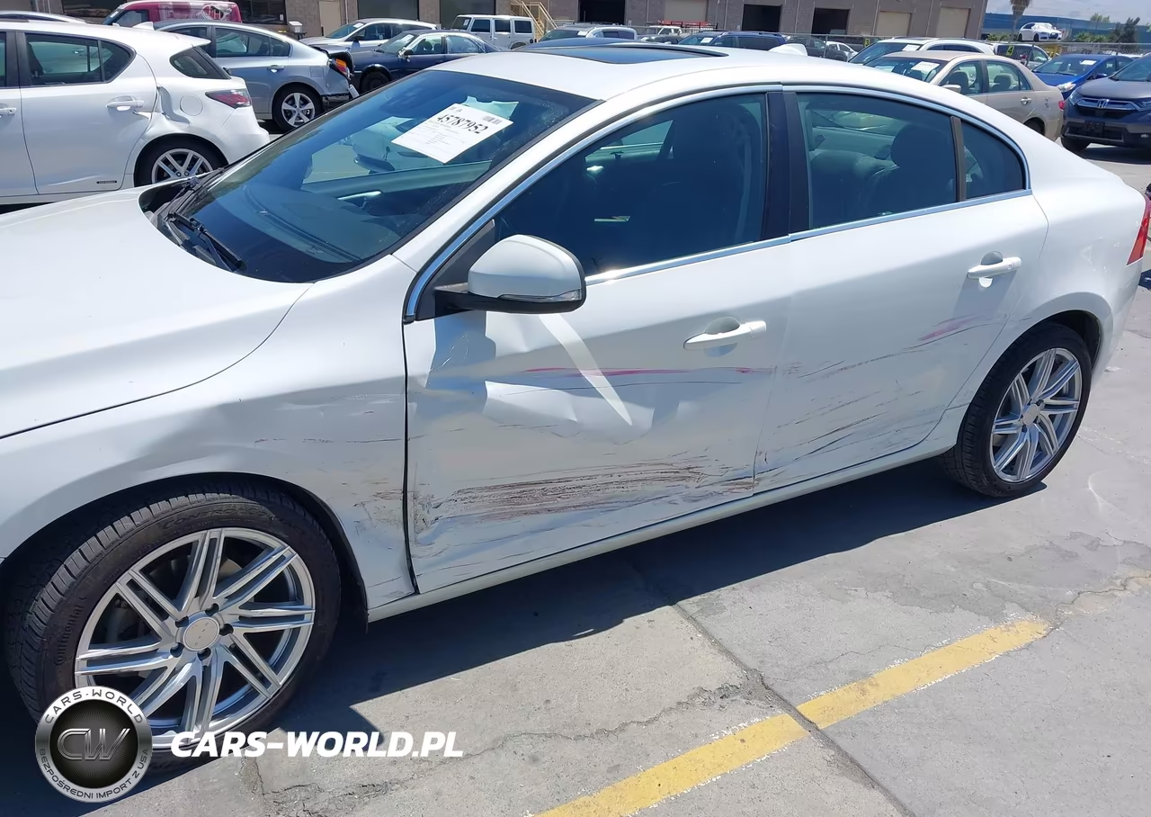 2016 Volvo S60 Inscription T5 Drive-E Platinum VIN:LYV402FMXGB112356 - 6