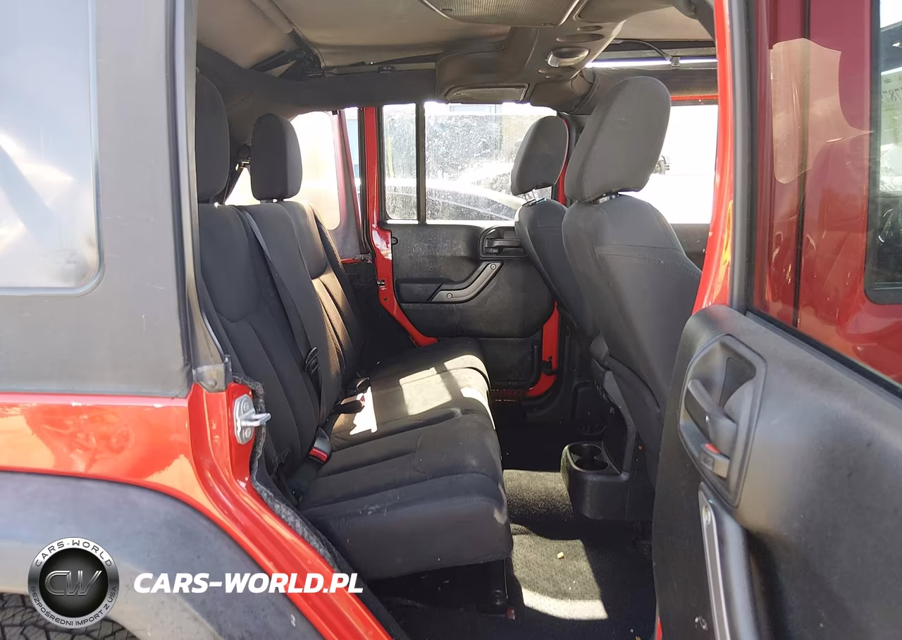 2017 Jeep Wrangler Unlimited Sport VIN:1C4BJWDG4HL719682 - 8